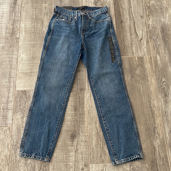 Banana Republic Women's High Rise Straight Jean Petite - Picture 5 of 5